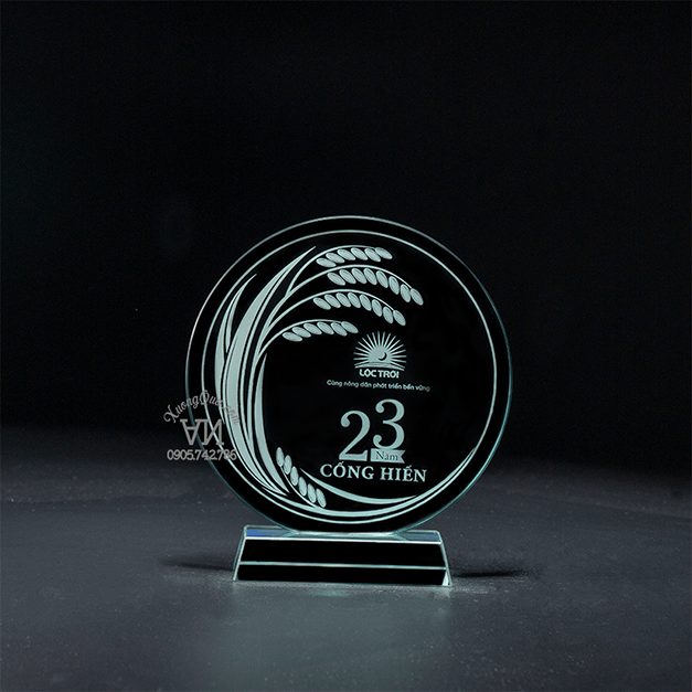 Cúp lưu niệm sự kiện doanh nghiệp, thủy tinh tròn